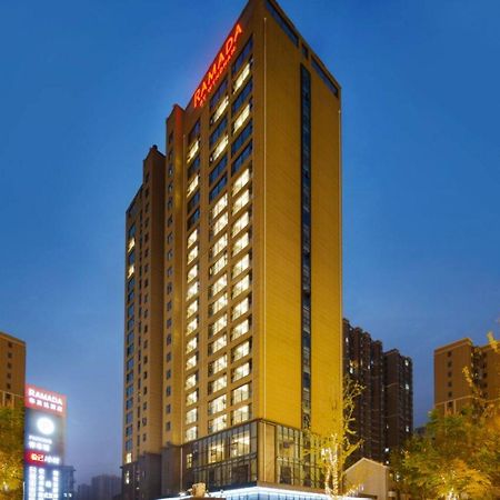 Ramada By Wyndham Wuhan Hankou 外观 照片